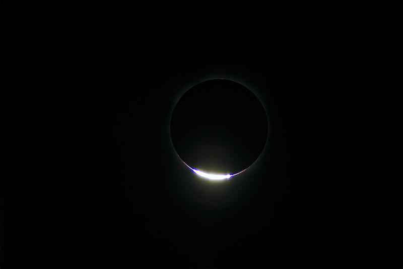 diamoind ring in 2 solar eclipse 2017